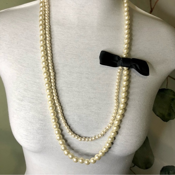 Long Double Strand Pearl Necklace with Black Bow - Picture 4 of 6